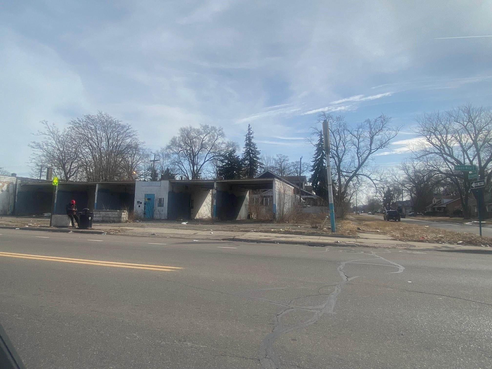 1750 E 7 MILE