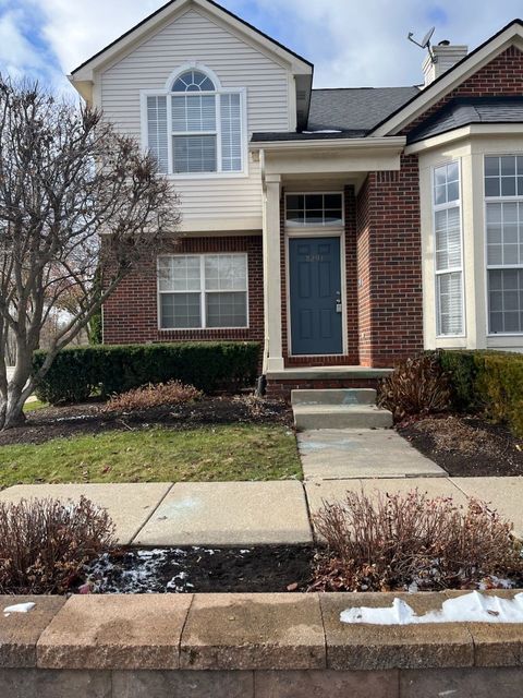 A home in Commerce Twp