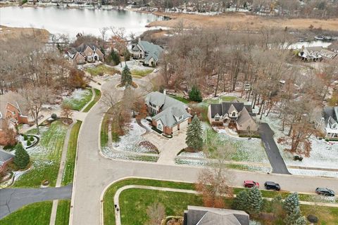 A home in Commerce Twp