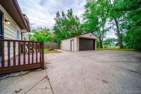 A home in Westland