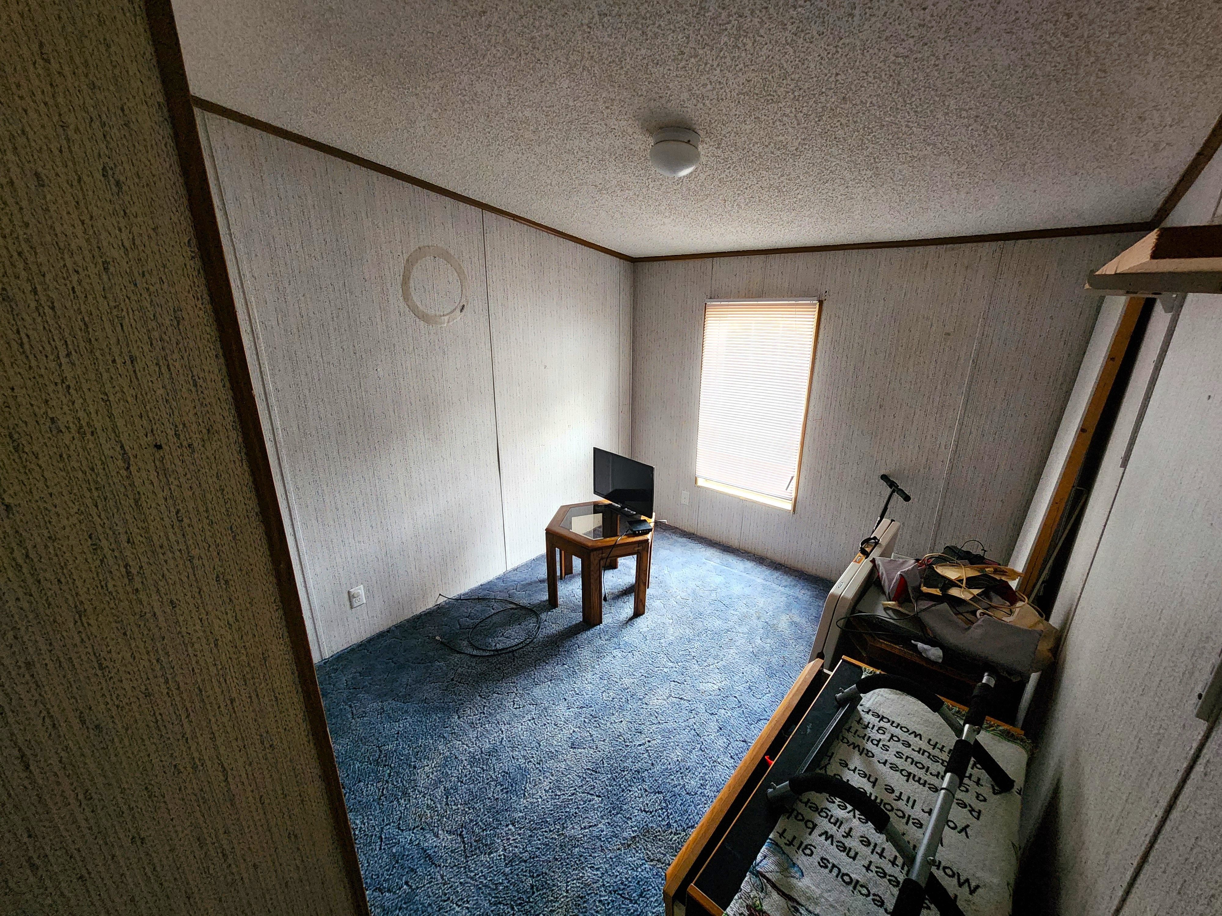 197 E GRAND RIVER Road