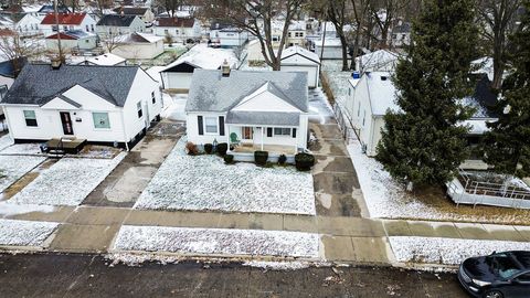 A home in Dearborn Heights