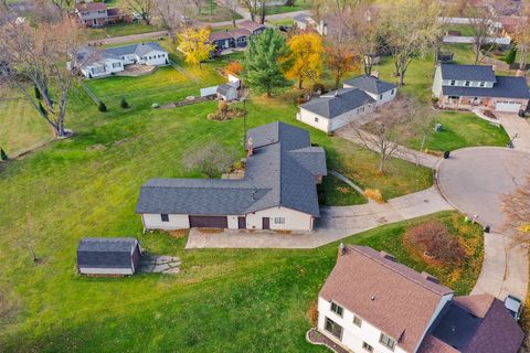 A home in Davison Twp