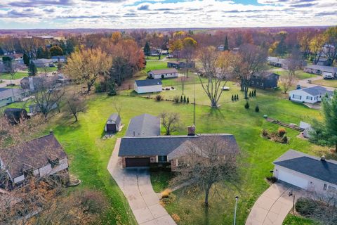 A home in Davison Twp