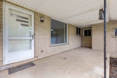 A home in Bloomfield Twp