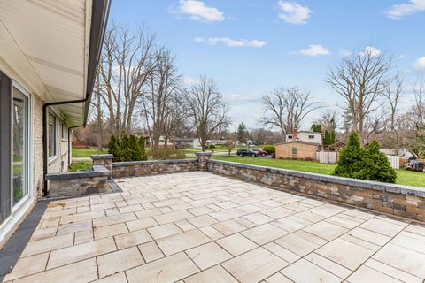 A home in Bloomfield Twp