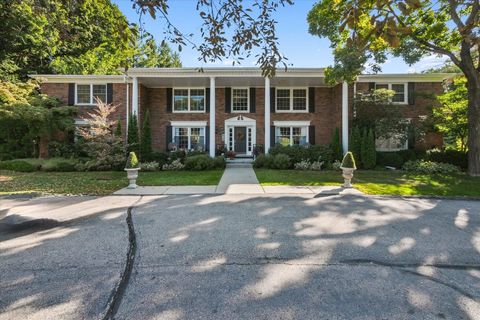 A home in Bloomfield Hills