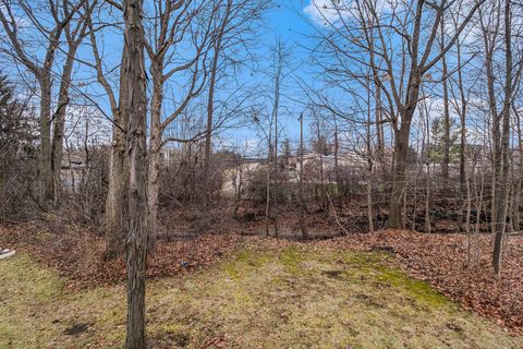 A home in Farmington Hills