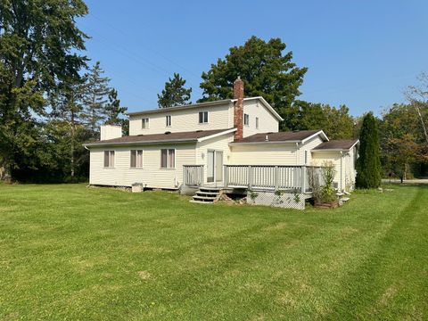 A home in Mt. Morris Twp