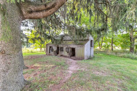 A home in Parma Twp