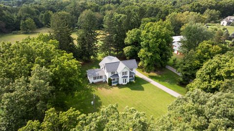 A home in Parma Twp