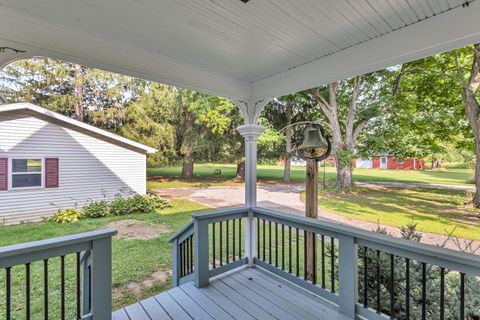 A home in Parma Twp