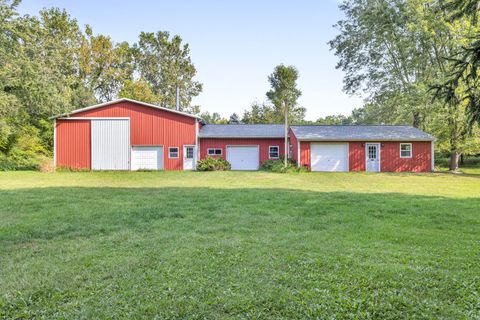 A home in Parma Twp