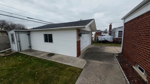 A home in Warren