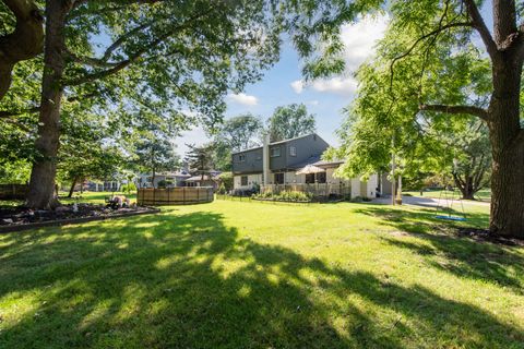 A home in Grosse Ile Twp