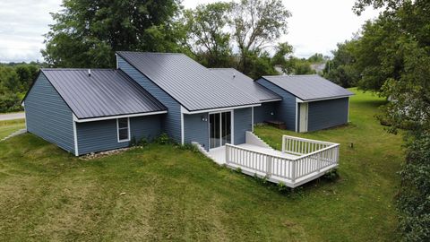 A home in Davison Twp