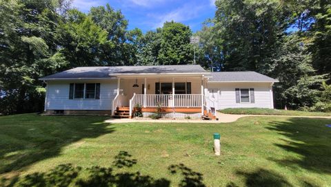 A home in Pokagon Twp