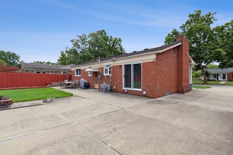 A home in Livonia