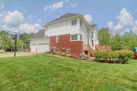 A home in West Bloomfield Twp