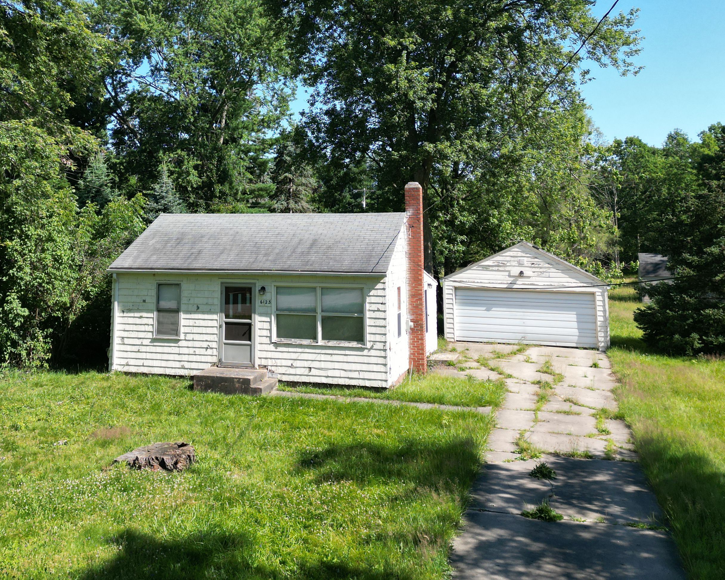 View Burton, MI 48519 house