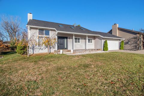 A home in West Bloomfield Twp