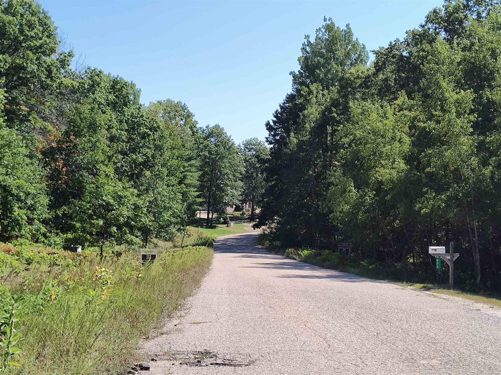 Lot 9 N Circle E