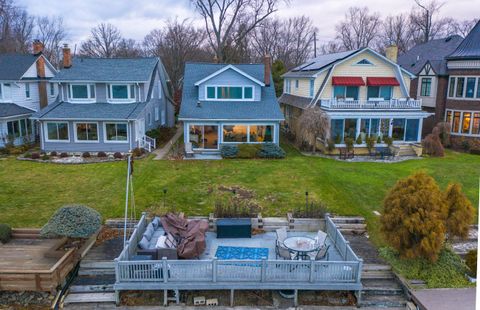 A home in Grosse Ile Twp