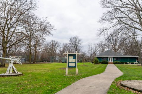 A home in Grosse Ile Twp