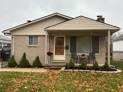 A home in Dearborn Heights