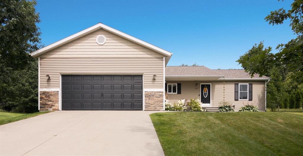 View East Bay Twp, MI 49696 house