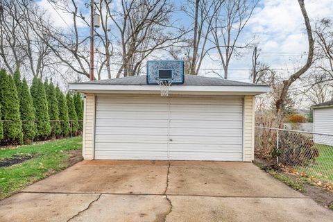 A home in Clawson