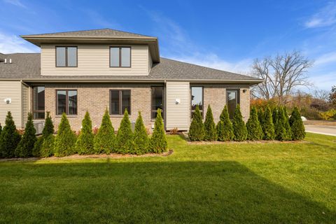 A home in West Bloomfield Twp