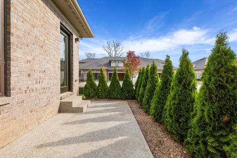 A home in West Bloomfield Twp