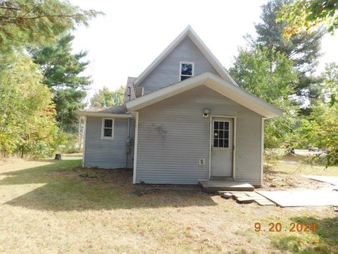 A home in Springville Twp