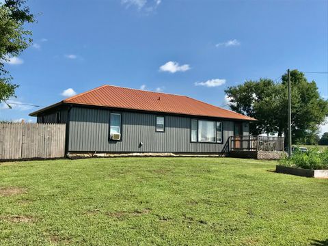 A home in Fabius Twp