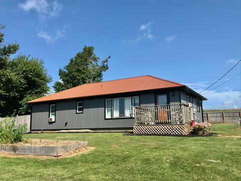 A home in Fabius Twp