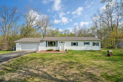 A home in South Haven Twp