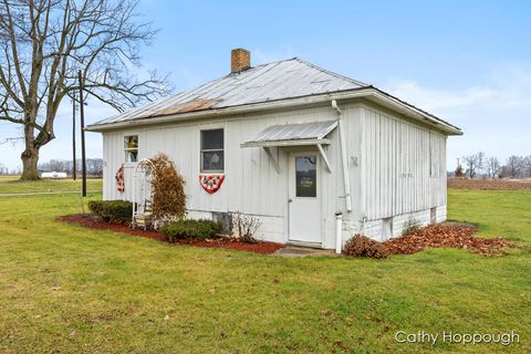 A home in Bushnell Twp