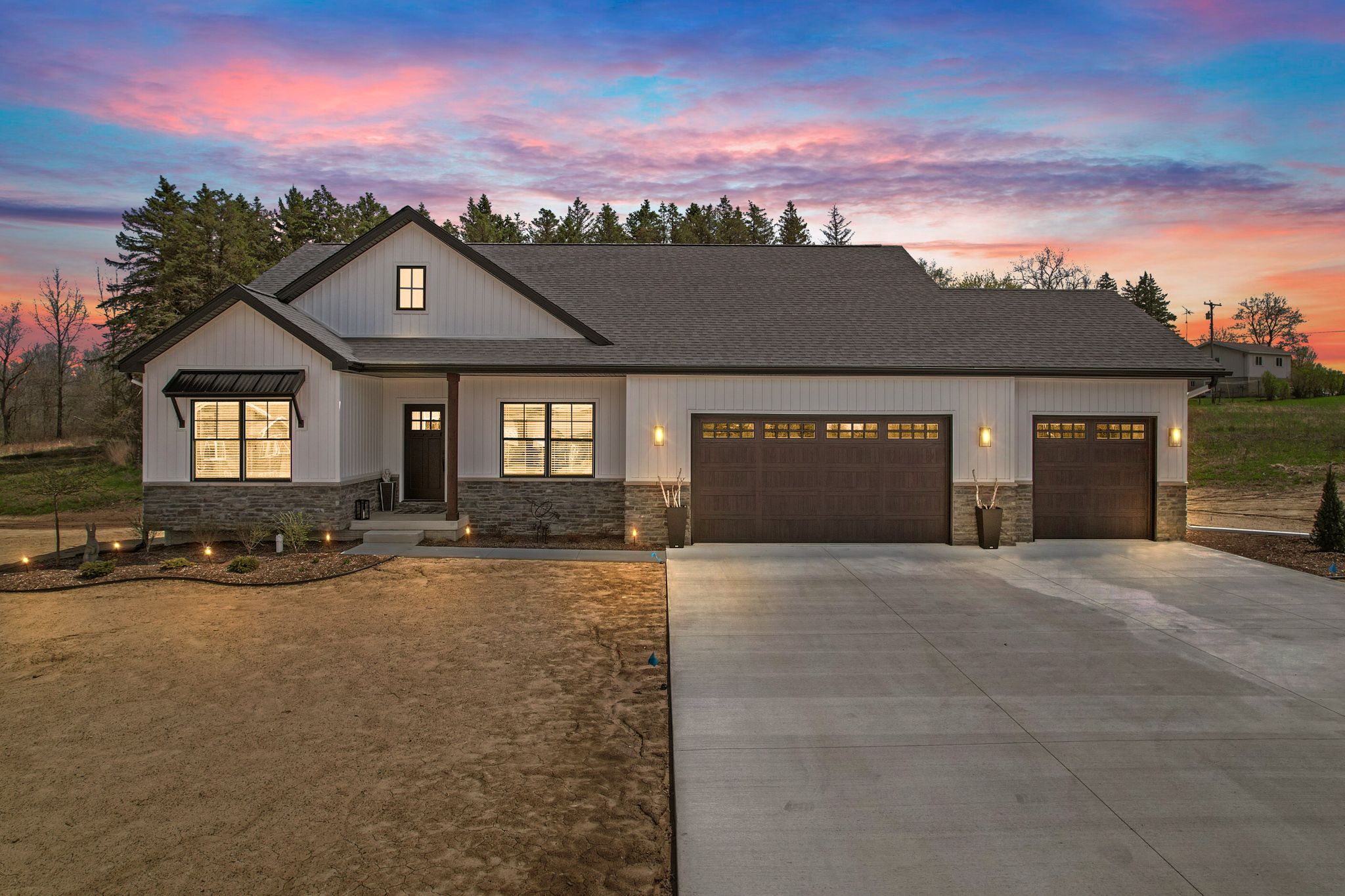12711 IVY Lane
