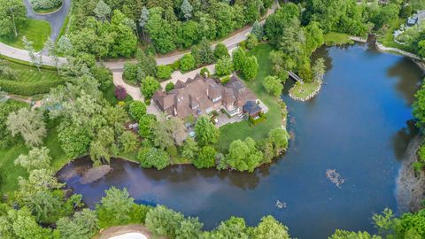 A home in Bloomfield Hills