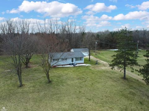 A home in Goodland Twp