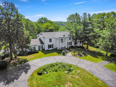 A home in Bloomfield Twp