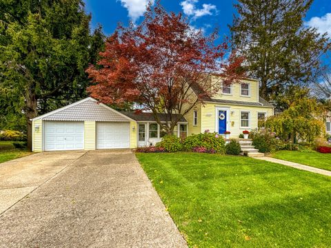 A home in Warren