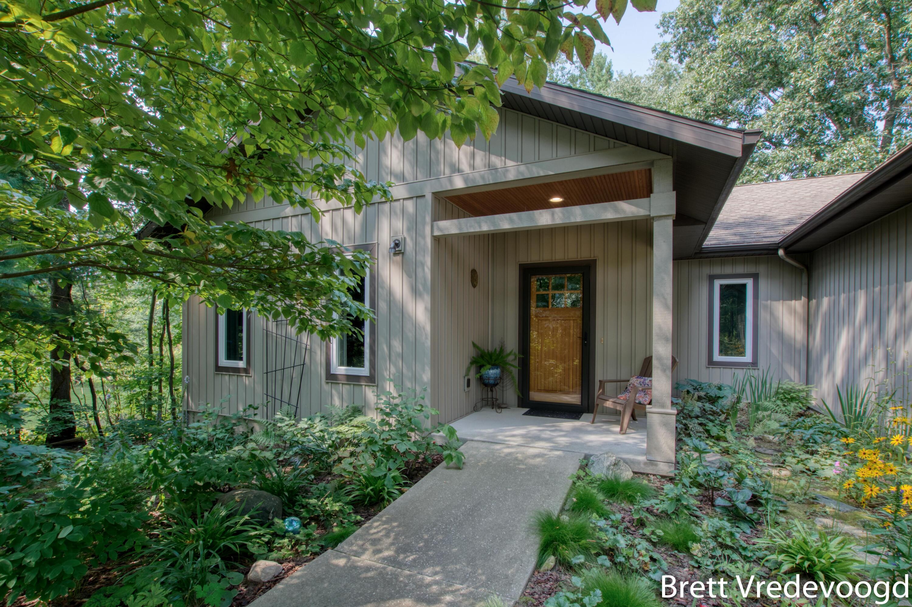 View Plainfield Twp, MI 49306 house