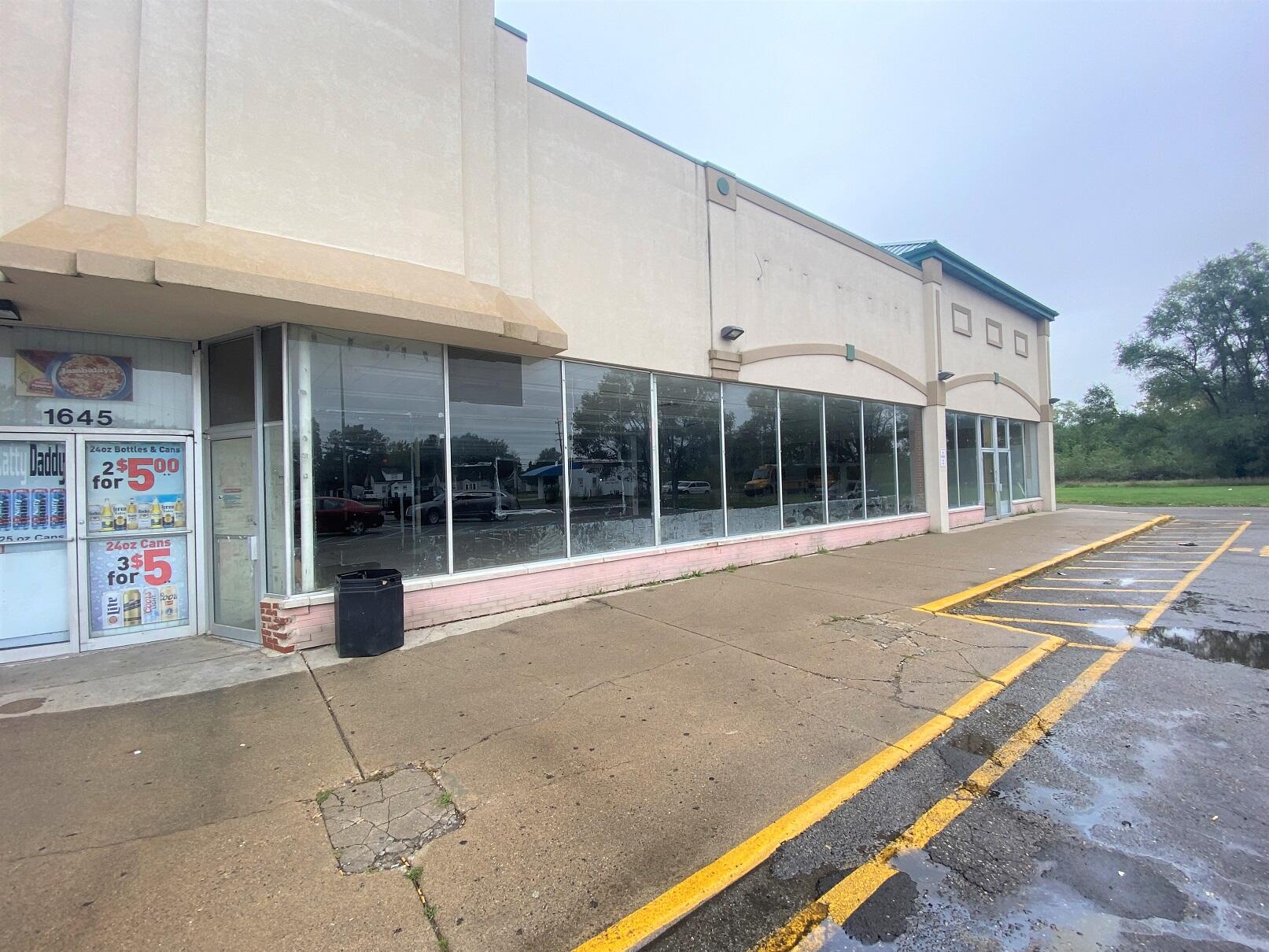 1647 Holmes rd Road
