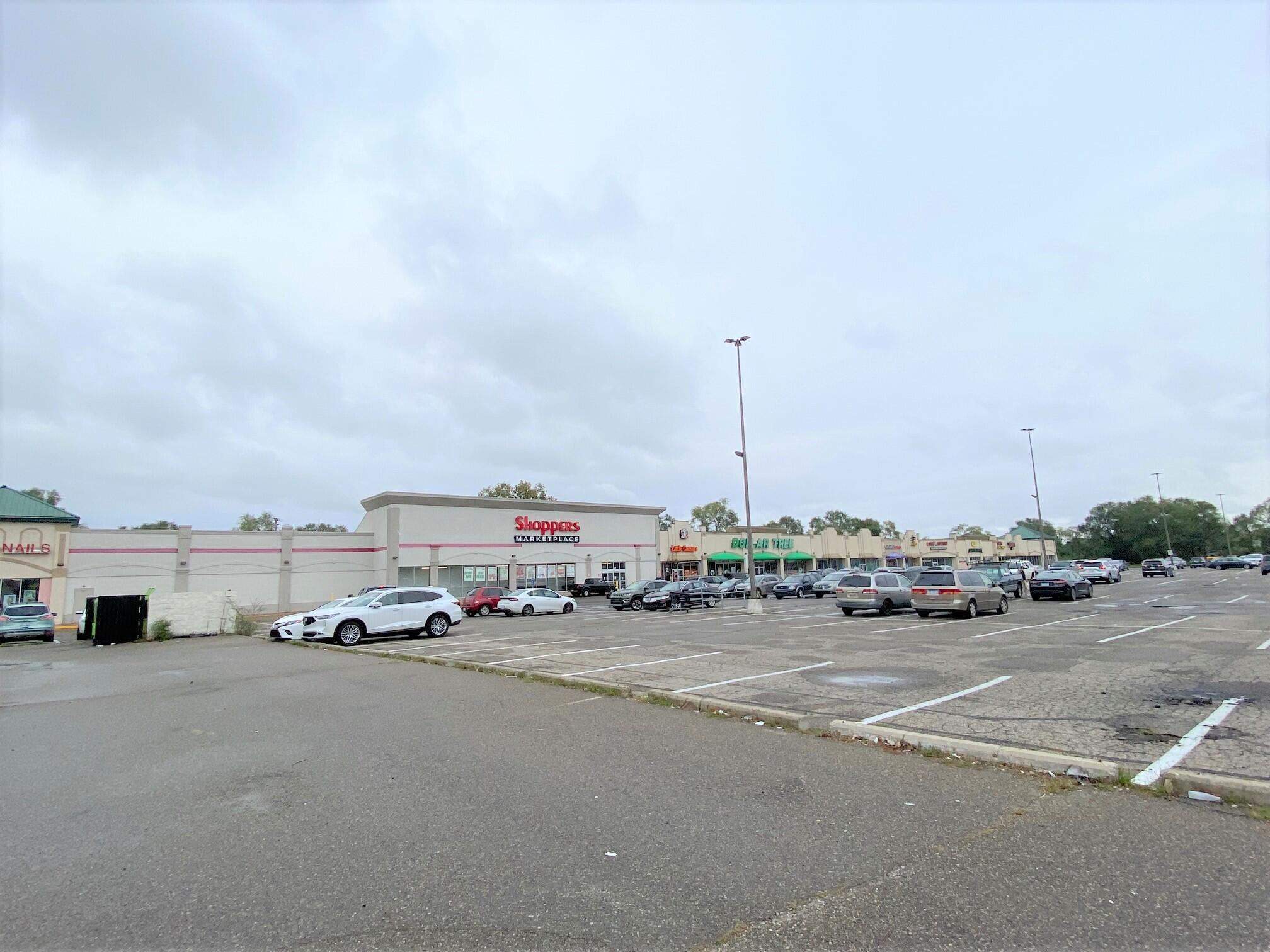 1647 Holmes rd Road