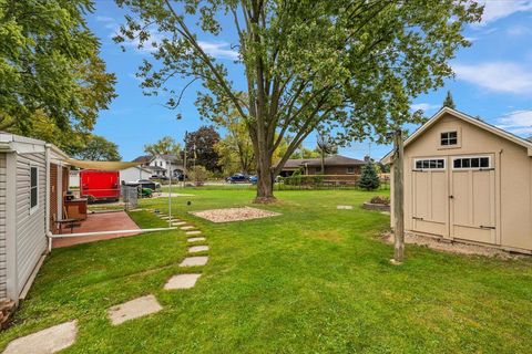 A home in Lyon Twp