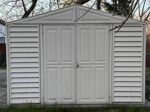 A home in Farmington Hills