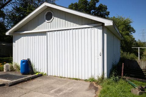 A home in Woodstock Twp