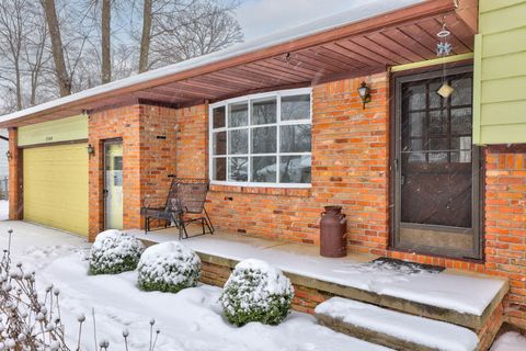 A home in Davison Twp